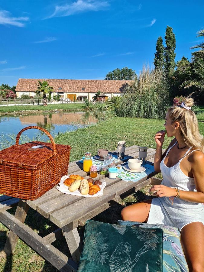 Abri Cosy - Suite Romantique En Camargue Saint-Gilles  Exteriör bild