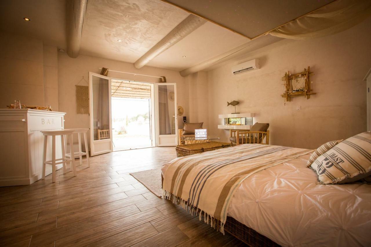 Abri Cosy - Suite Romantique En Camargue Saint-Gilles  Exteriör bild